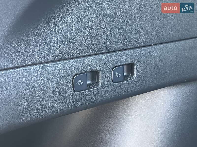 Внедорожник / Кроссовер Tesla Model Y 2020 в Виннице фото 43 Внедорожник / Кроссовер Tesla Model Y 2020 в Виннице