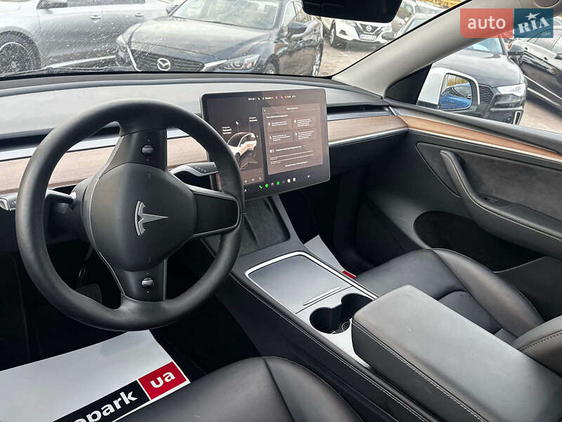 Позашляховик / Кросовер Tesla Model Y 2024 в Запоріжжі