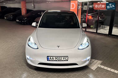 Внедорожник / Кроссовер Tesla Model Y 2024 в Киеве