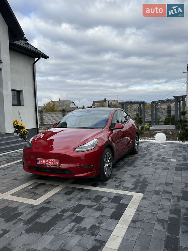 Внедорожник / Кроссовер Tesla Model Y 2022 в Дубно