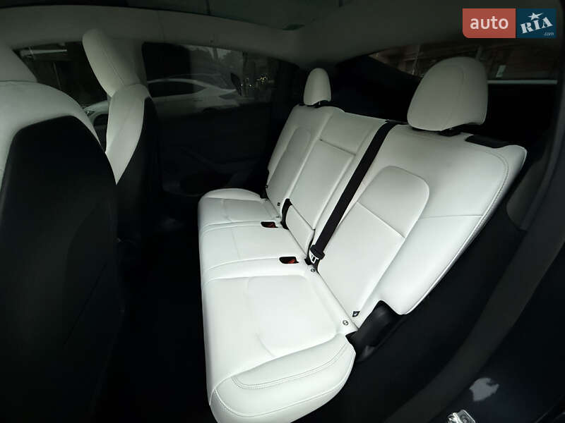 Внедорожник / Кроссовер Tesla Model Y 2024 в Харькове фото 14 Внедорожник / Кроссовер Tesla Model Y 2024 в Харькове