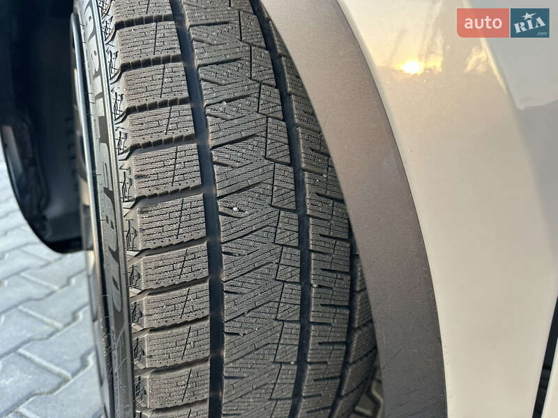 Позашляховик / Кросовер Tesla Model Y 2021 в Вінниці фото 15 Позашляховик / Кросовер Tesla Model Y 2021 в Вінниці