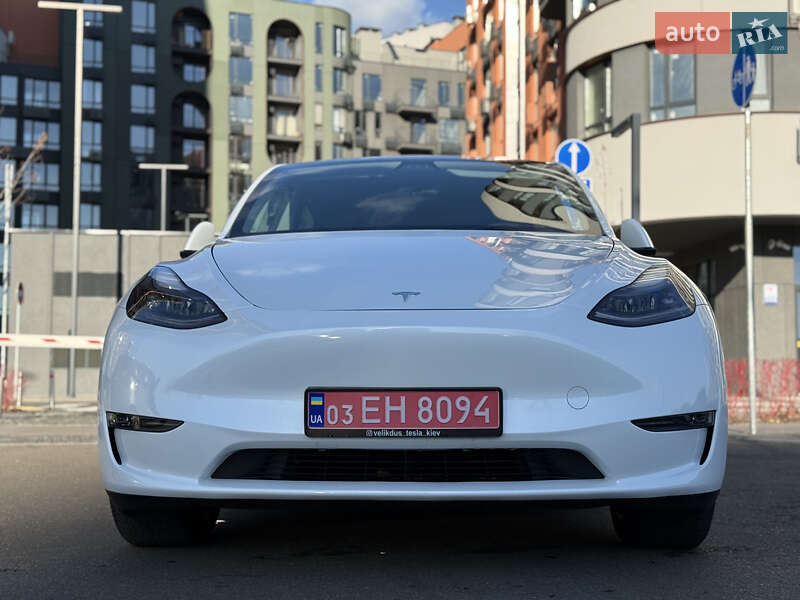 Внедорожник / Кроссовер Tesla Model Y 2023 в Киеве
