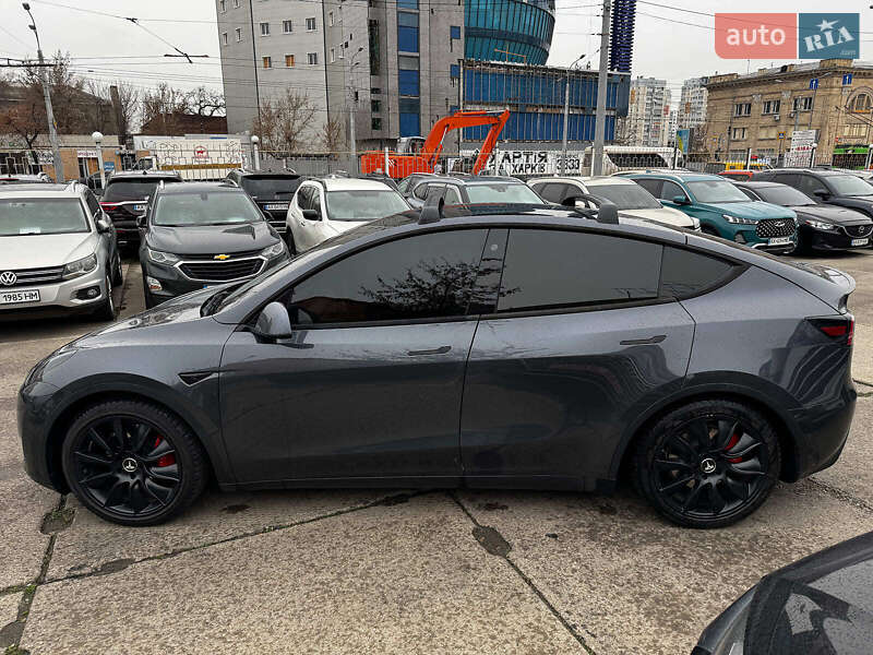 Внедорожник / Кроссовер Tesla Model Y 2021 в Харькове
