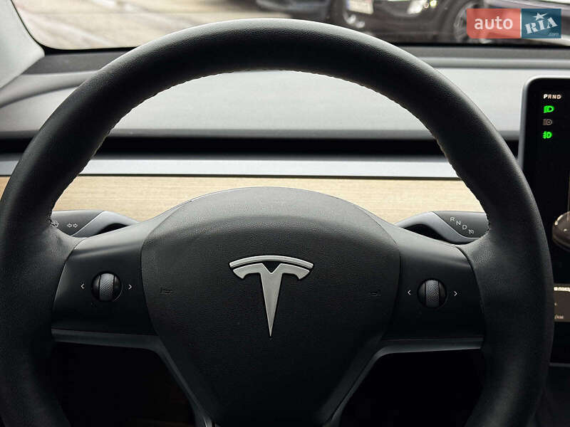 Внедорожник / Кроссовер Tesla Model Y 2021 в Харькове