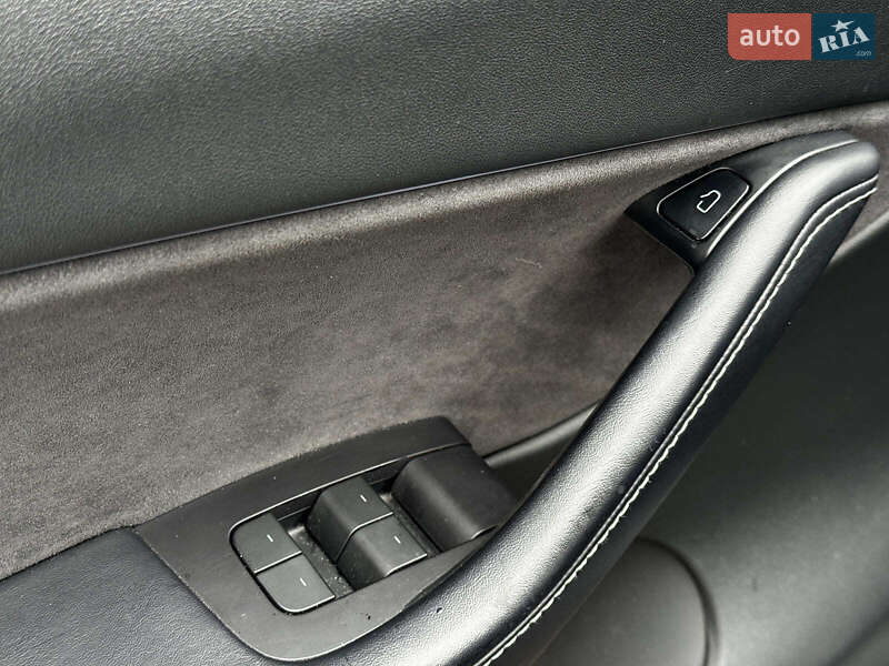 Внедорожник / Кроссовер Tesla Model Y 2021 в Харькове