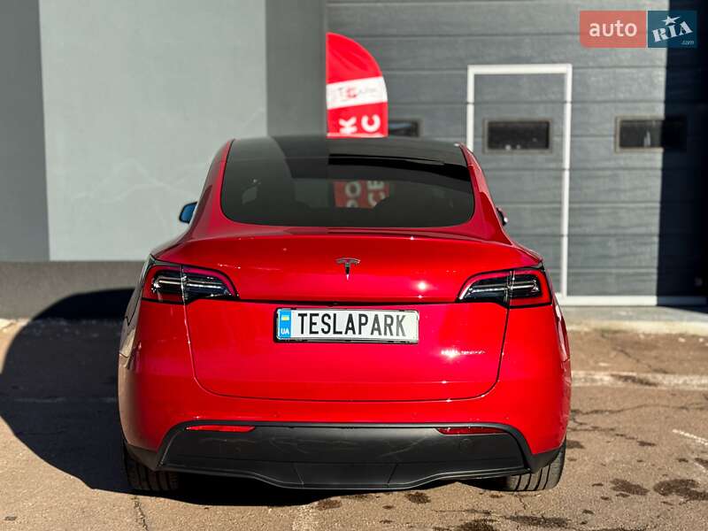 Внедорожник / Кроссовер Tesla Model Y 2022 в Киеве