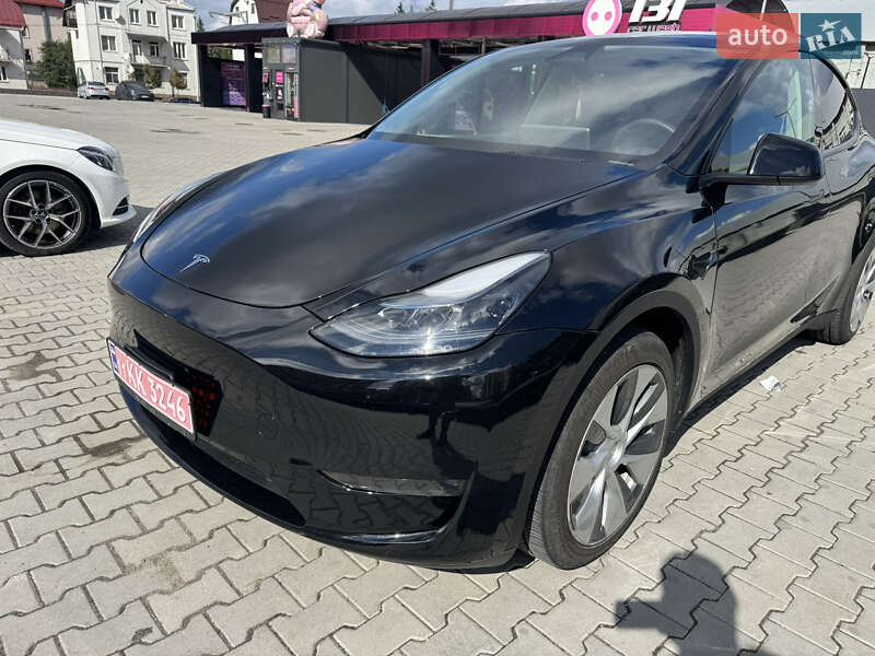 Tesla Model Y 2024 Tesla Model Y 2024