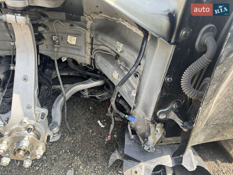 Внедорожник / Кроссовер Tesla Model Y 2024 в Львове