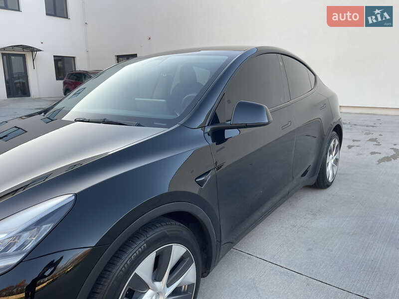 Позашляховик / Кросовер Tesla Model Y 2021 в Луцьку