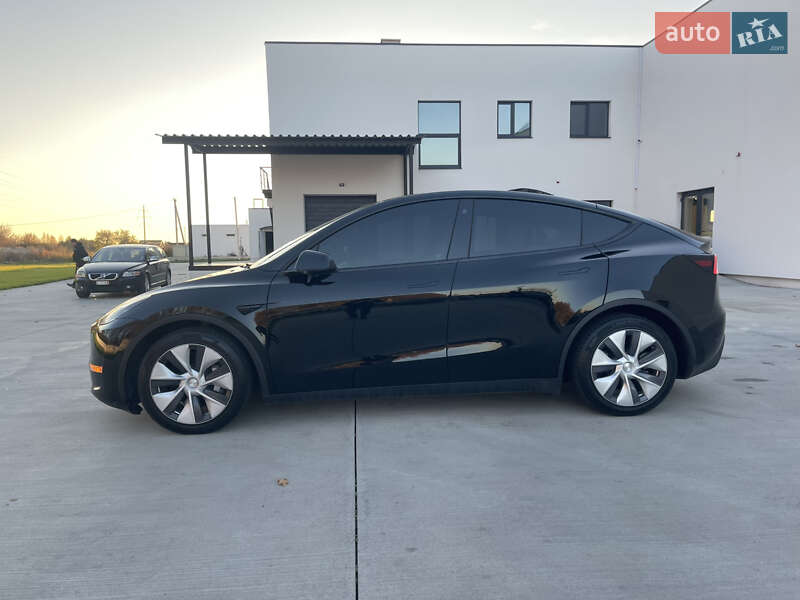 Позашляховик / Кросовер Tesla Model Y 2021 в Луцьку
