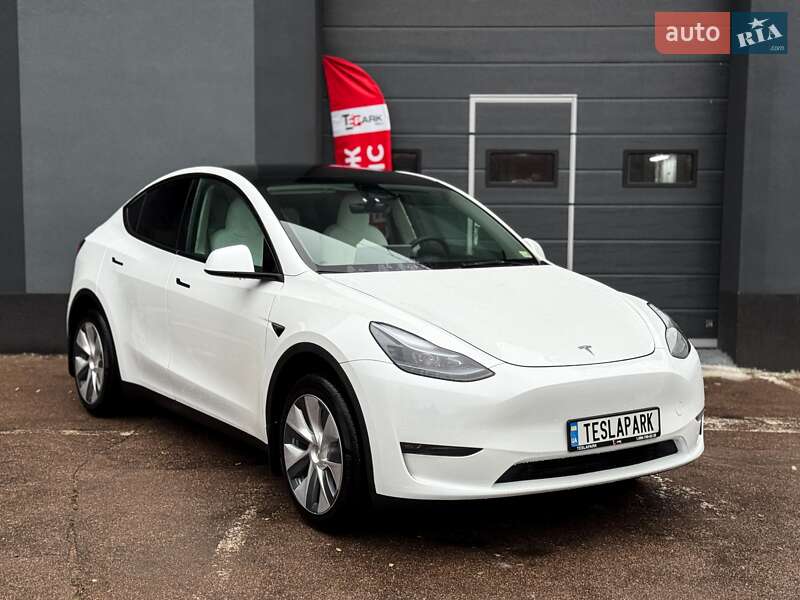 Внедорожник / Кроссовер Tesla Model Y 2024 в Киеве фото 12 Внедорожник / Кроссовер Tesla Model Y 2024 в Киеве