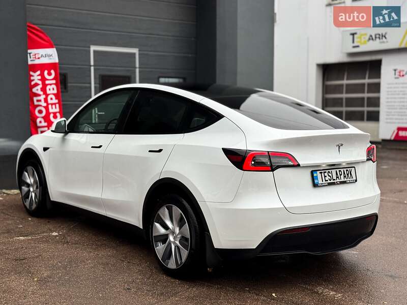 Внедорожник / Кроссовер Tesla Model Y 2024 в Киеве фото 8 Внедорожник / Кроссовер Tesla Model Y 2024 в Киеве
