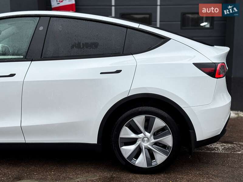 Внедорожник / Кроссовер Tesla Model Y 2024 в Киеве фото 7 Внедорожник / Кроссовер Tesla Model Y 2024 в Киеве