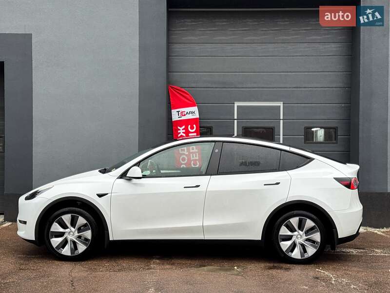 Внедорожник / Кроссовер Tesla Model Y 2024 в Киеве фото 6 Внедорожник / Кроссовер Tesla Model Y 2024 в Киеве