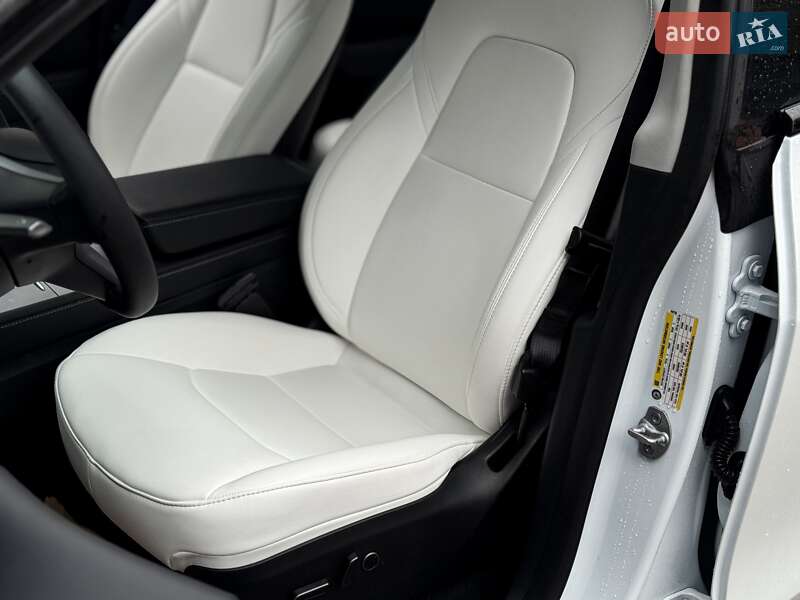 Внедорожник / Кроссовер Tesla Model Y 2024 в Киеве фото 13 Внедорожник / Кроссовер Tesla Model Y 2024 в Киеве