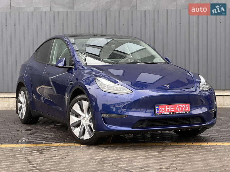 Внедорожник / Кроссовер Tesla Model Y 2023 в Киеве