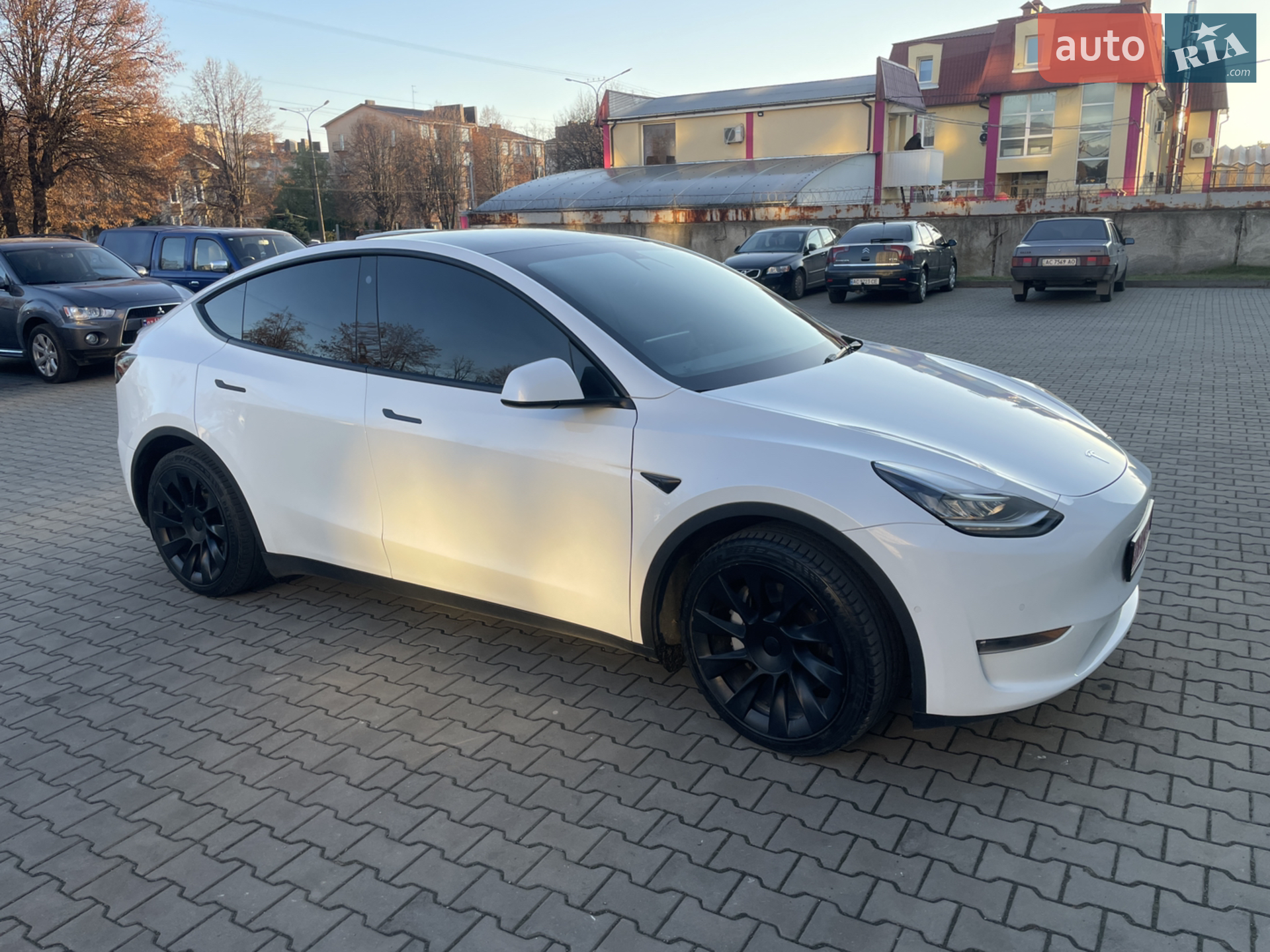 2022 Tesla Model Y - мініатюра 7