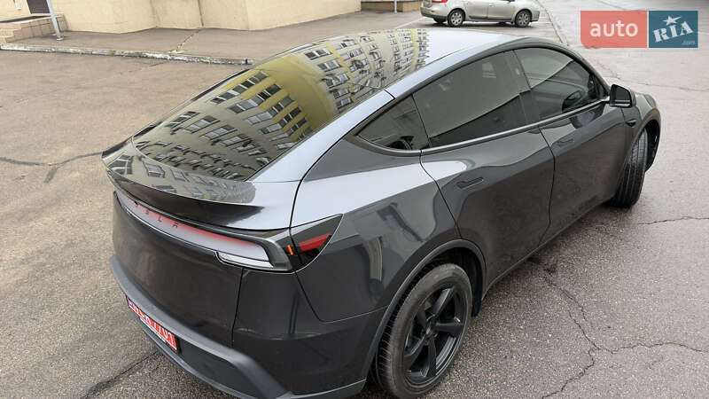 Внедорожник / Кроссовер Tesla Model Y 2025 в Киеве фото 8 Внедорожник / Кроссовер Tesla Model Y 2025 в Киеве