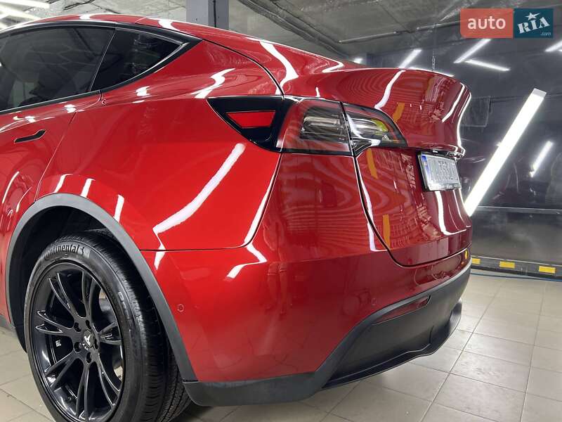 Внедорожник / Кроссовер Tesla Model Y 2022 в Киеве