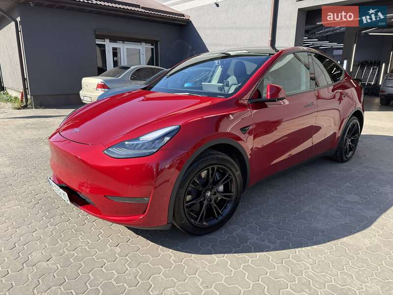 Внедорожник / Кроссовер Tesla Model Y 2022 в Киеве