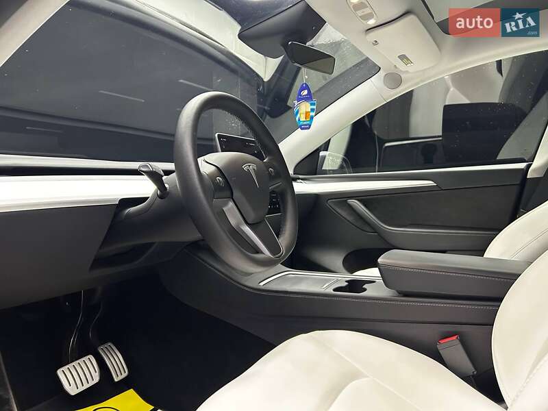 Внедорожник / Кроссовер Tesla Model Y 2023 в Черновцах фото 7 Внедорожник / Кроссовер Tesla Model Y 2023 в Черновцах