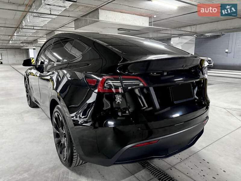 Внедорожник / Кроссовер Tesla Model Y 2023 в Днепре