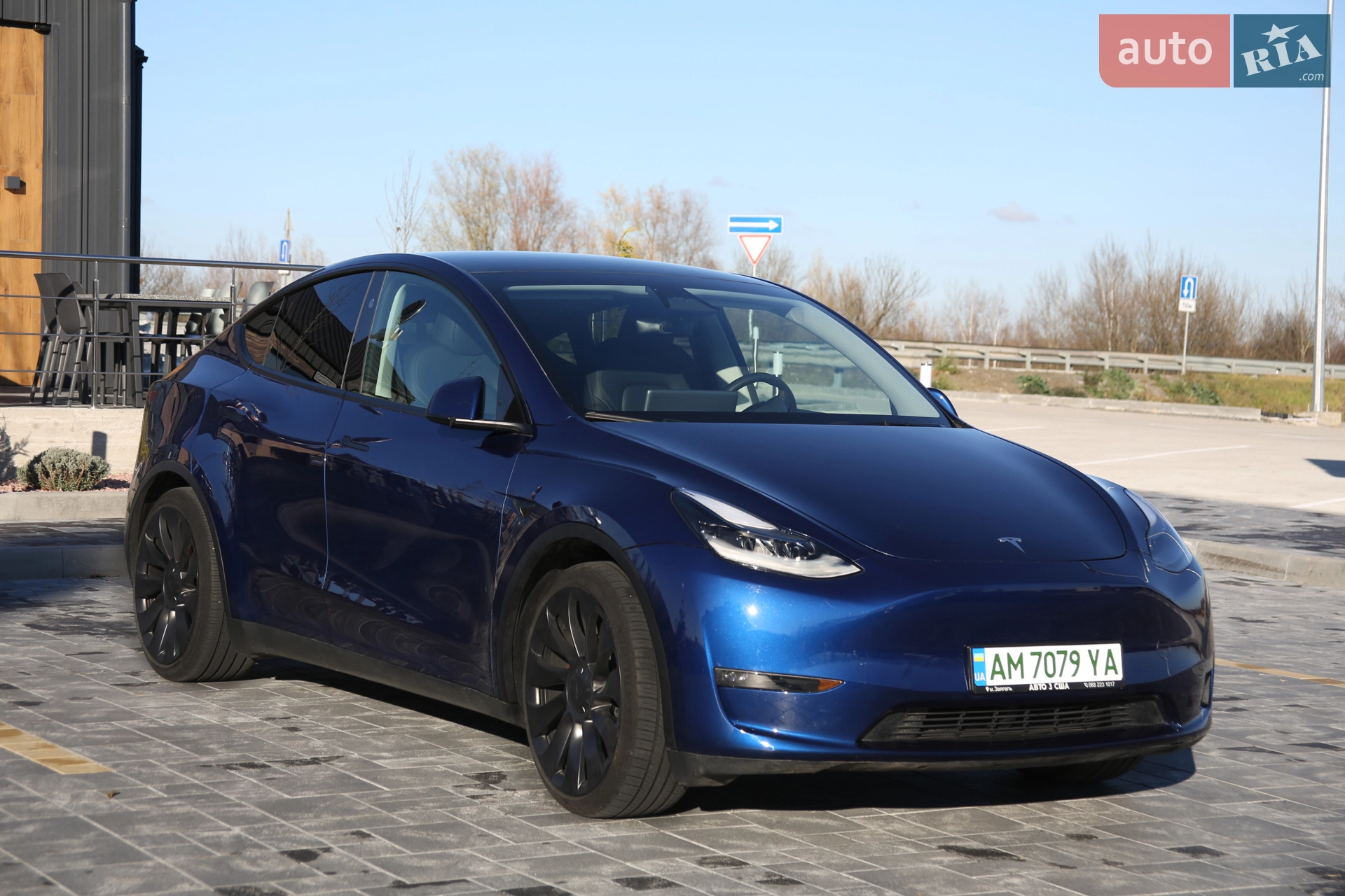 2024 Tesla Model Y - мініатюра 9