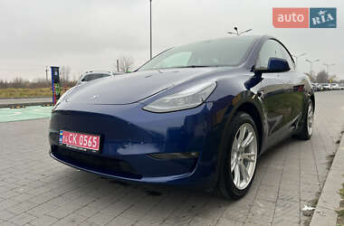 Внедорожник / Кроссовер Tesla Model Y 2023 в Львове