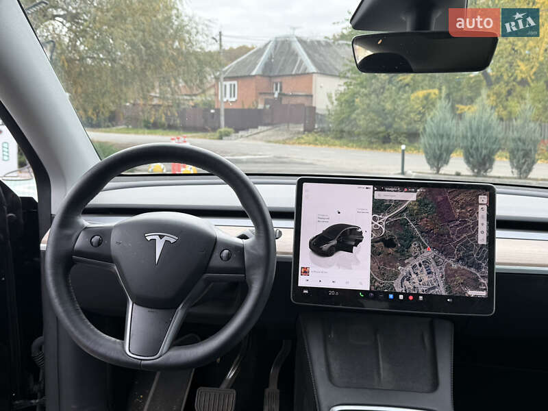 Позашляховик / Кросовер Tesla Model Y 2023 в Полтаві