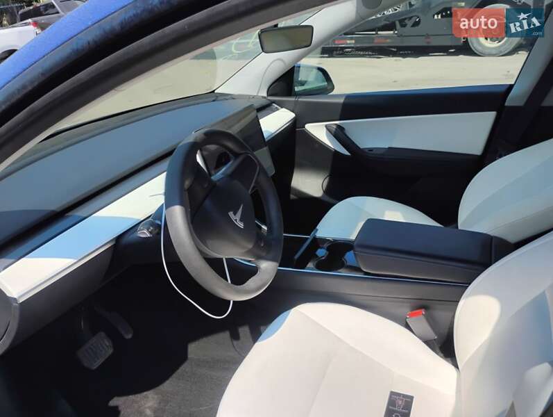 Внедорожник / Кроссовер Tesla Model Y 2020 в Львове