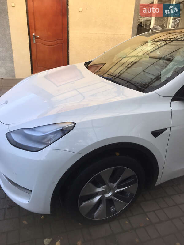 Позашляховик / Кросовер Tesla Model Y 2021 в Одесі