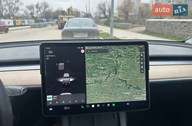 Внедорожник / Кроссовер Tesla Model Y 2021 в Киеве