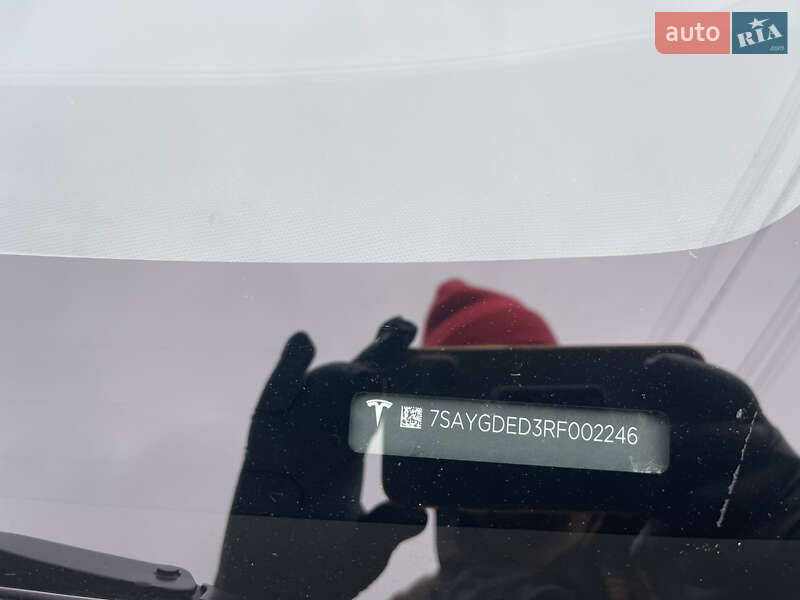 Позашляховик / Кросовер Tesla Model Y 2024 в Чернівцях