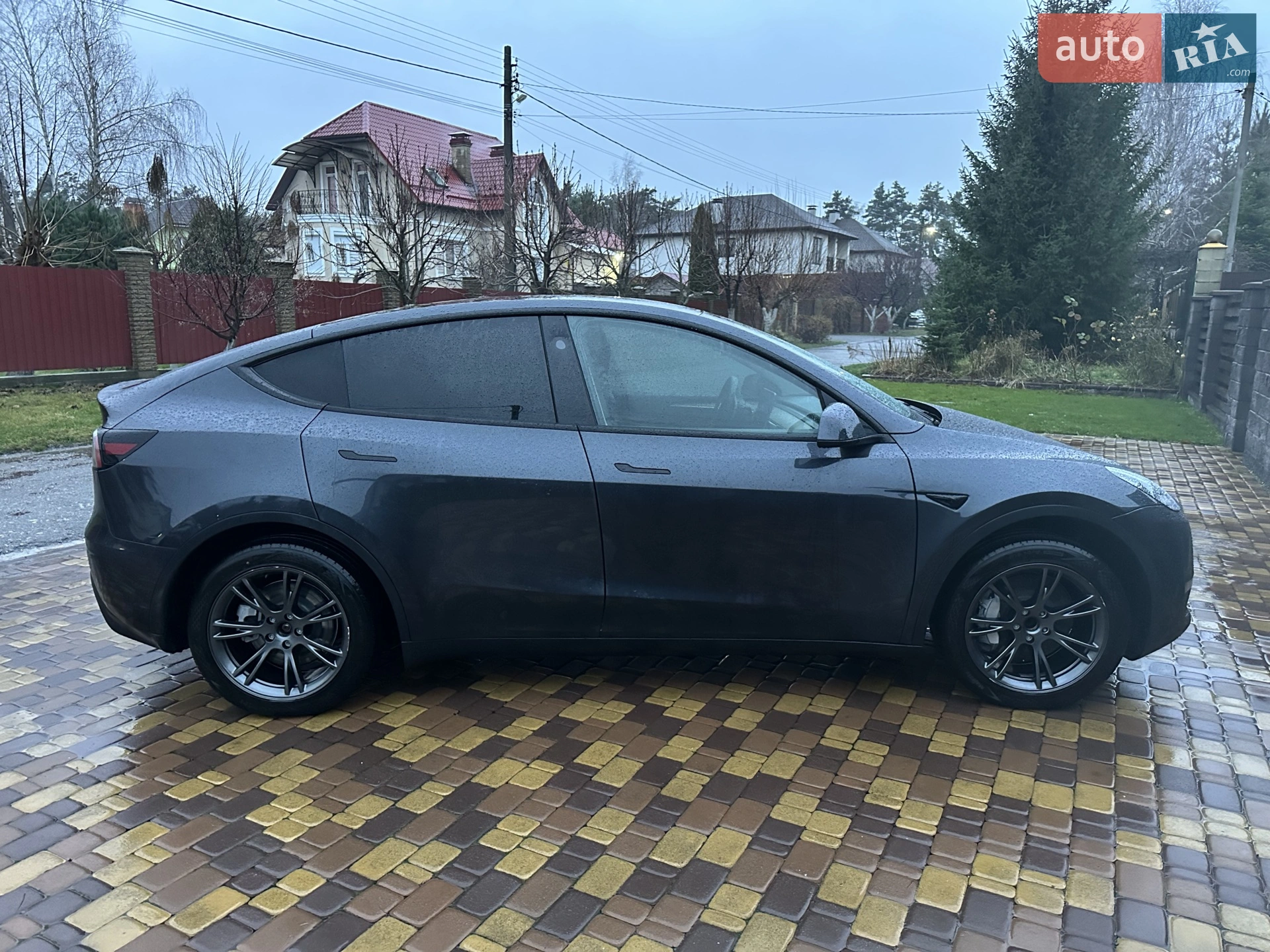 2024 Tesla Model Y - мініатюра 5