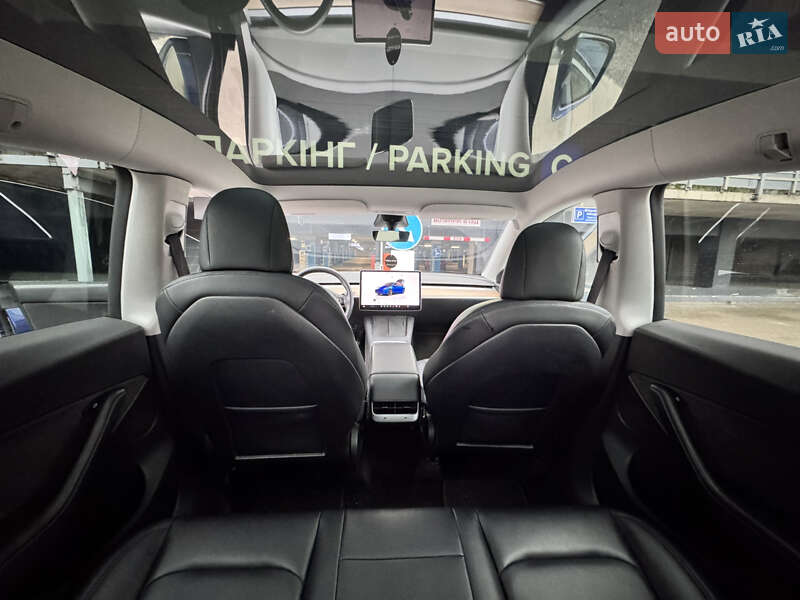 Позашляховик / Кросовер Tesla Model Y 2022 в Києві