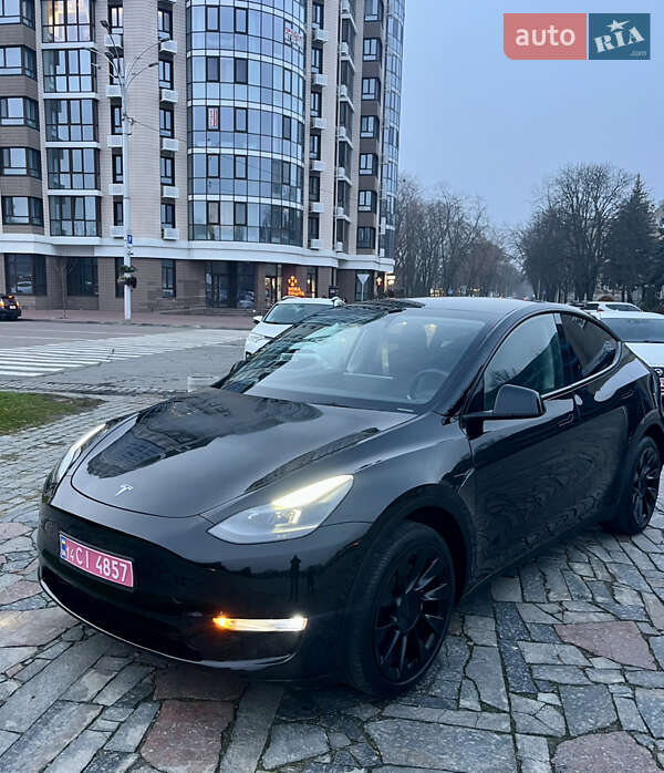 Внедорожник / Кроссовер Tesla Model Y 2023 в Кременчуге