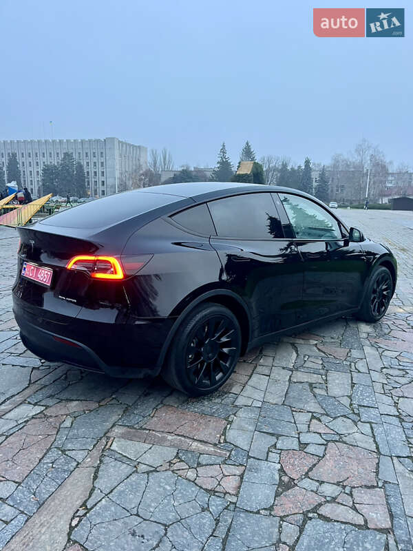 Внедорожник / Кроссовер Tesla Model Y 2023 в Кременчуге