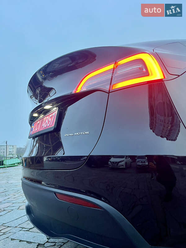 Внедорожник / Кроссовер Tesla Model Y 2023 в Кременчуге