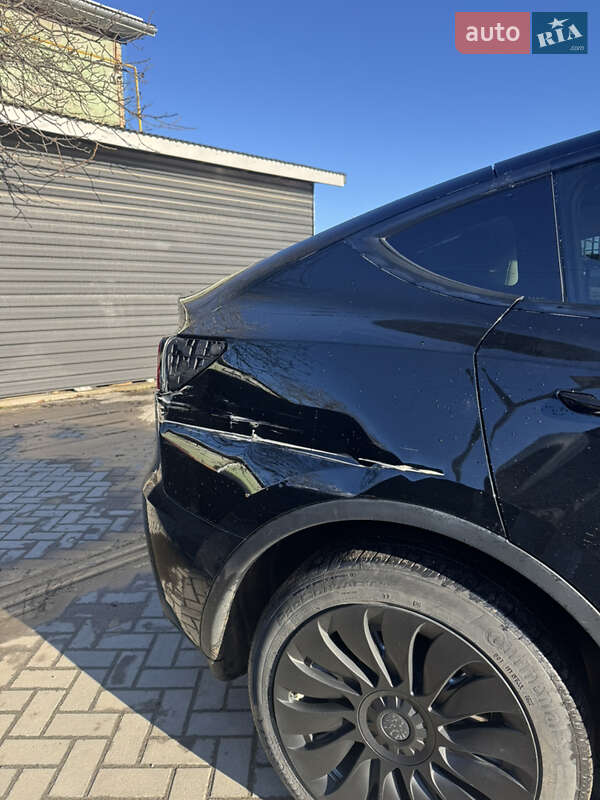 Позашляховик / Кросовер Tesla Model Y 2022 в Івано-Франківську
