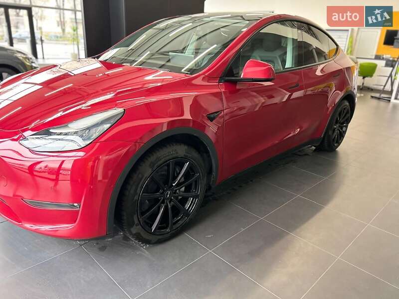Внедорожник / Кроссовер Tesla Model Y 2020 в Тернополе