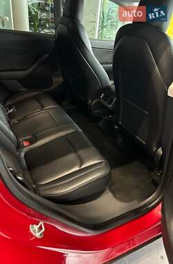 Внедорожник / Кроссовер Tesla Model Y 2020 в Тернополе