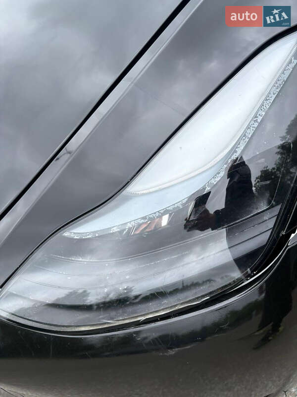 Внедорожник / Кроссовер Tesla Model Y 2023 в Ровно