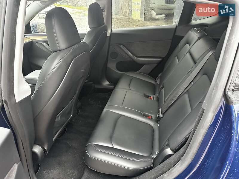 Внедорожник / Кроссовер Tesla Model Y 2023 в Кременчуге