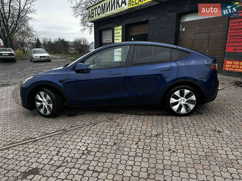 Внедорожник / Кроссовер Tesla Model Y 2023 в Кременчуге