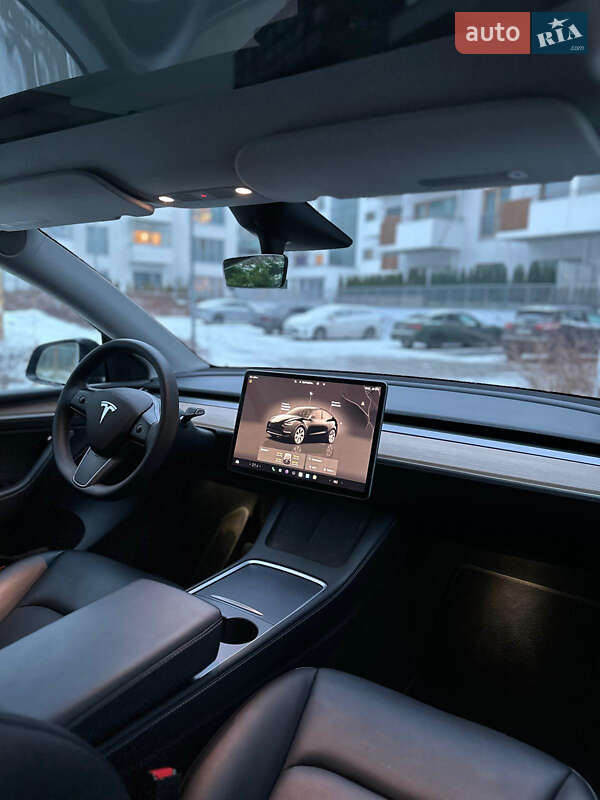 Внедорожник / Кроссовер Tesla Model Y 2022 в Луцке