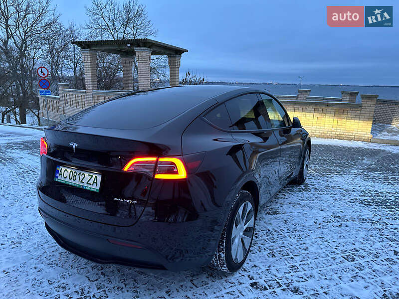 Внедорожник / Кроссовер Tesla Model Y 2022 в Луцке