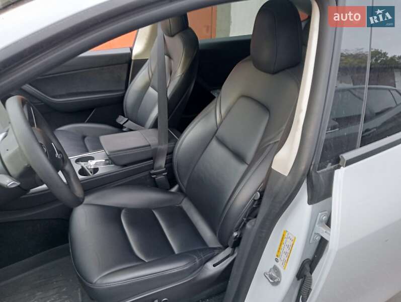 Внедорожник / Кроссовер Tesla Model Y 2022 в Шепетовке