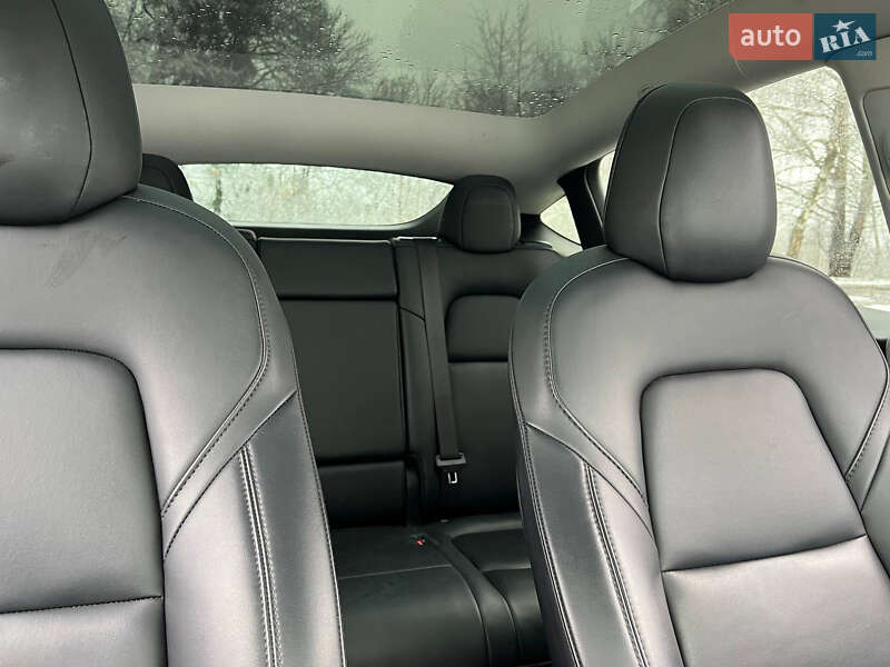 Внедорожник / Кроссовер Tesla Model Y 2021 в Тернополе фото 36 Внедорожник / Кроссовер Tesla Model Y 2021 в Тернополе