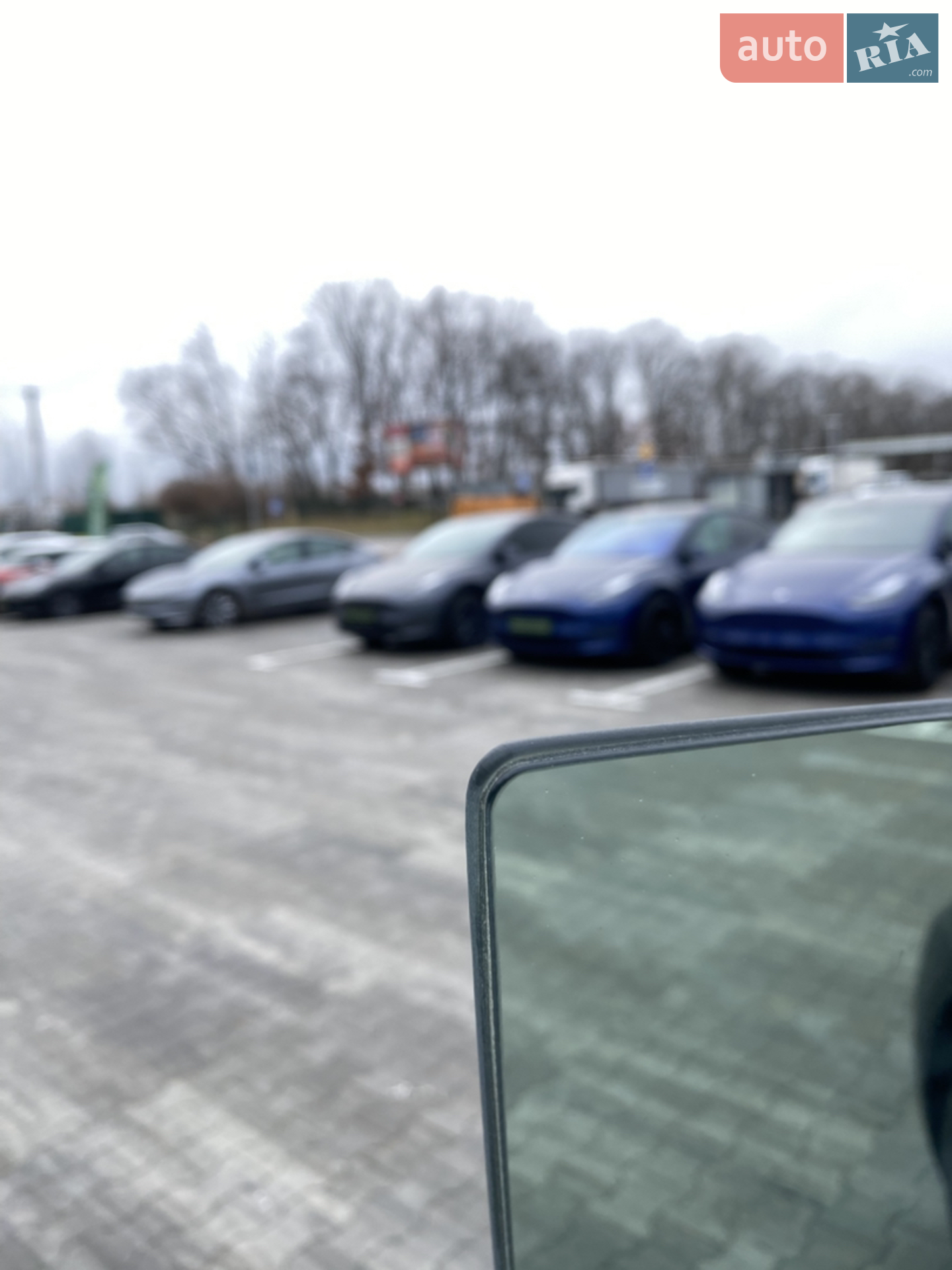 2024 Tesla Model Y - мініатюра 9